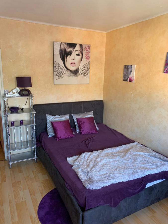 Chez Christine Appartamento Rodez Esterno foto
