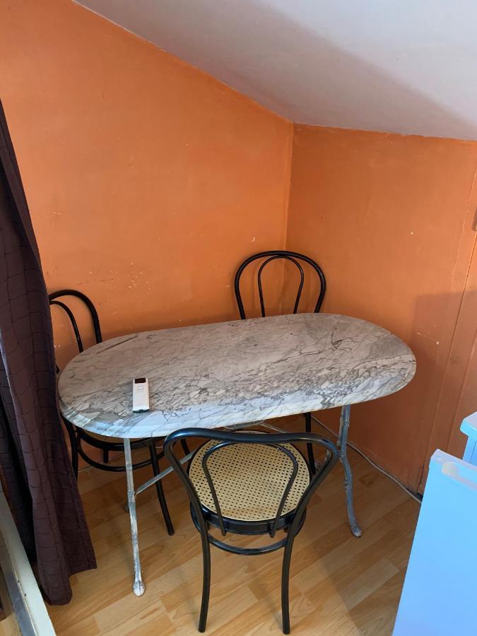 Chez Christine Appartamento Rodez Esterno foto